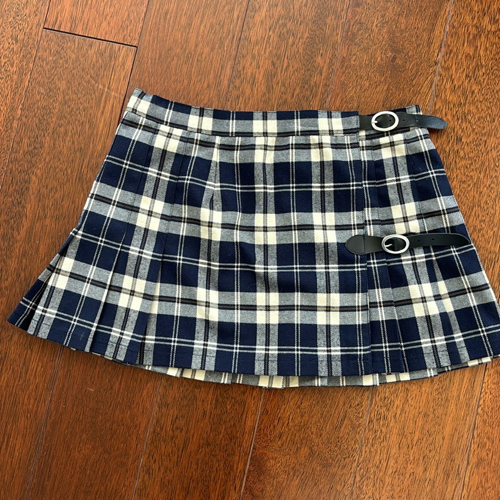Brandy Melville blue tartan skirt